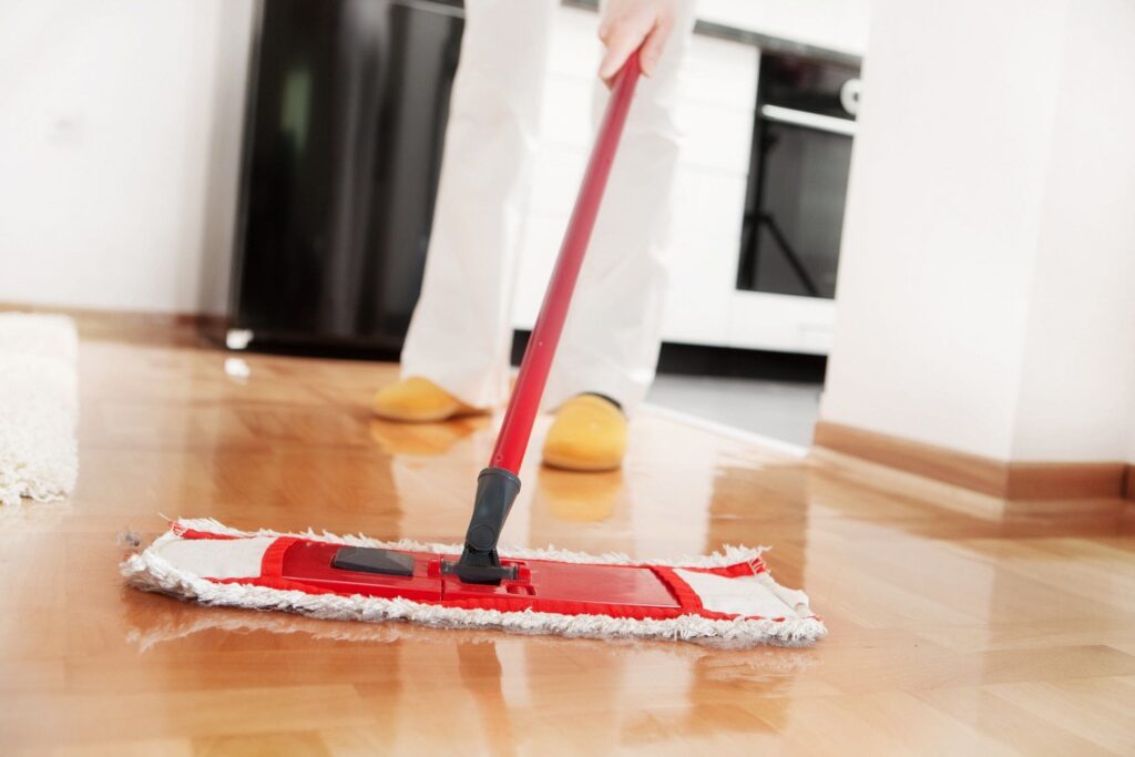 أفضل طرق سهلة لتنظيف المنزل - EasyLife for Cleaning Services